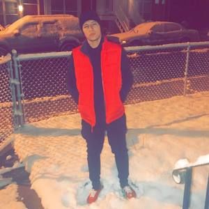 Meet your Posher, Ezequiel